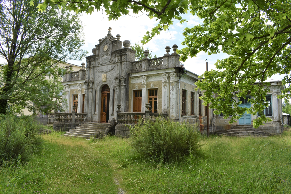 Khoshtaria Palace in Sujuna